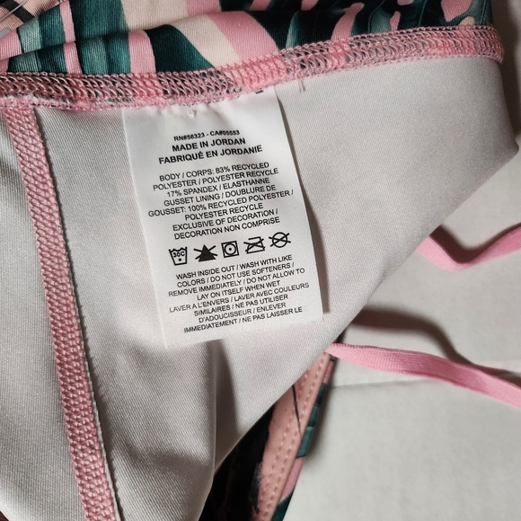 Nike‎ Dri fit Capri Tropical leggings - Picture 8 of 8